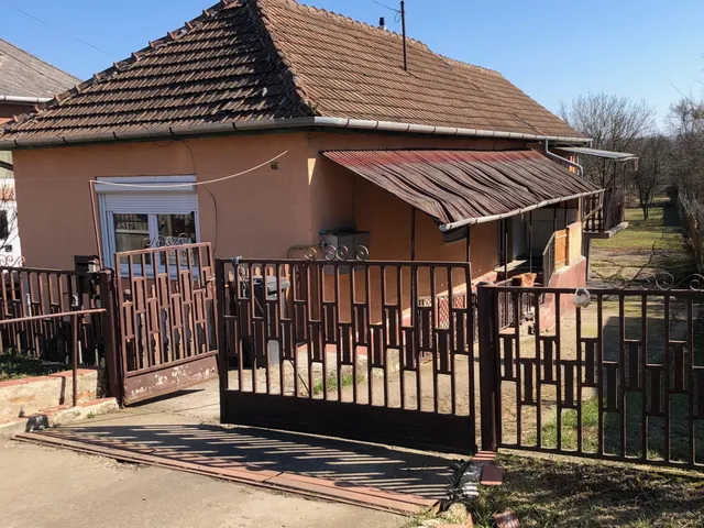 Eladó ház Bátonyterenye 98 nm