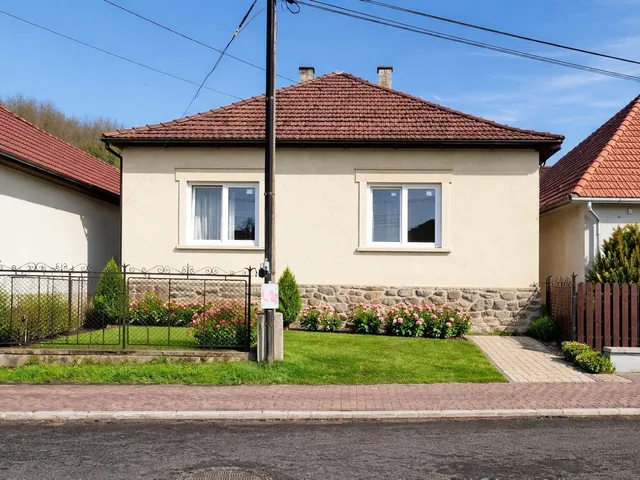 Eladó ház Bátonyterenye, Kisterenye 80 nm