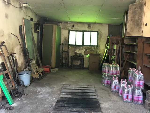 Eladó garázs Salgótarján 19 nm