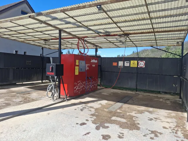 Eladó kereskedelmi és ipari ingatlan Recsk 300 nm