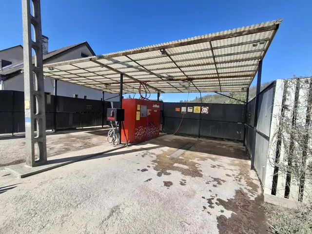 Eladó kereskedelmi és ipari ingatlan Recsk 300 nm