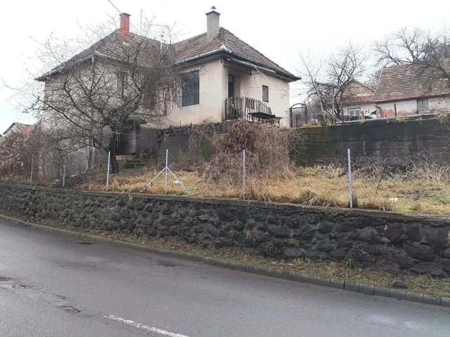 Eladó ház Somoskőújfalu 68 nm