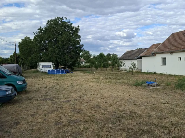 Eladó telek Tóalmás 1477 nm