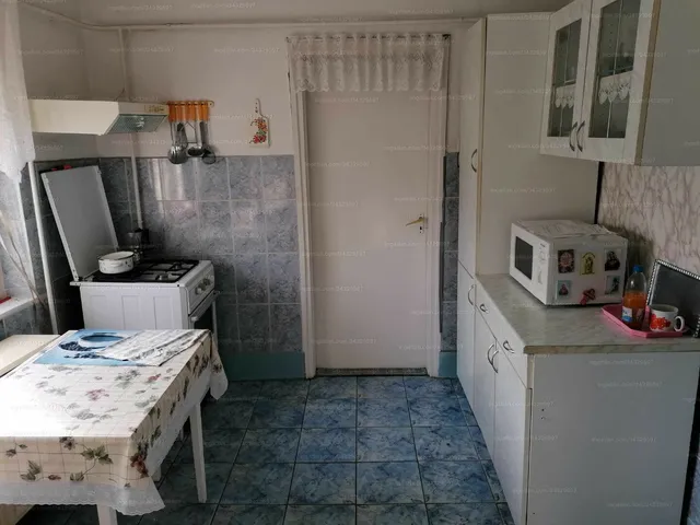 Eladó ház Hollókő 80 nm