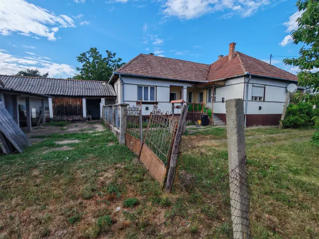 Eladó ház Rimóc 160 nm
