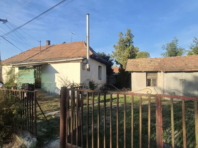 Eladó ház Kazár 72 nm