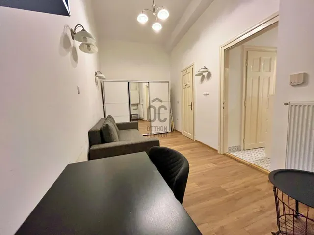 Eladó lakás Budapest VIII. kerület, Józsefváros 130 nm