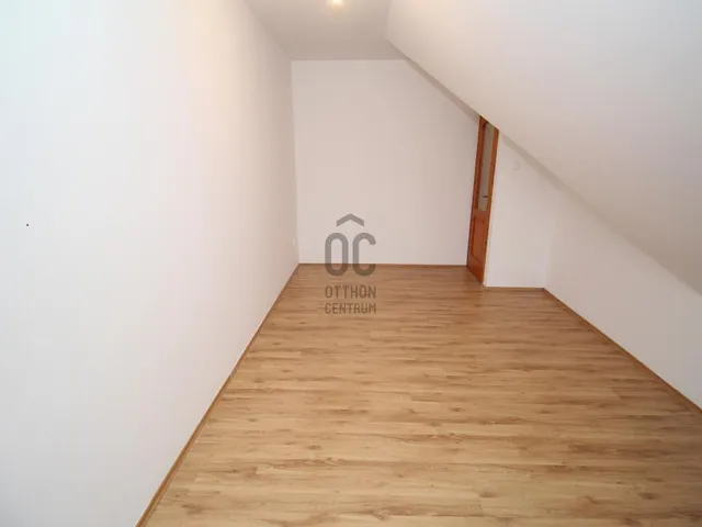 Eladó ház Nagytarcsa 148 nm