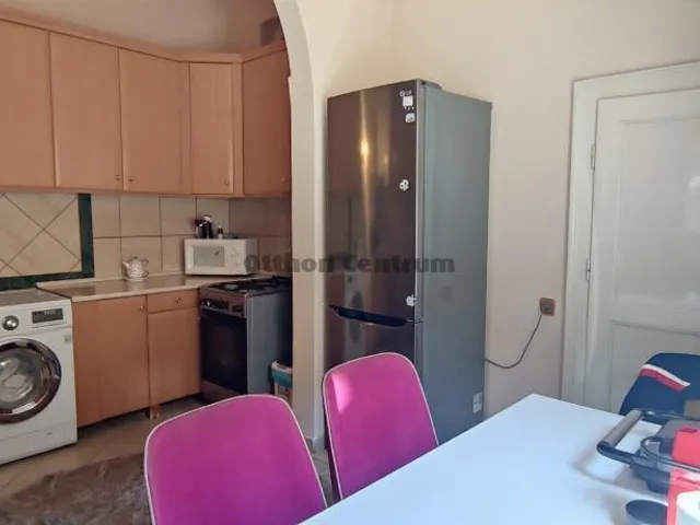 Eladó ház Budapest XVI. kerület, Rákosszentmihály 135 nm
