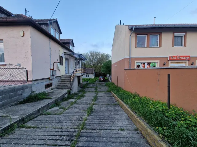 Eladó ház Érd, Parkváros 352 nm