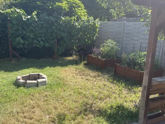 Eladó üdülő és hétvégi ház Veresegyház, Tópart 69 nm