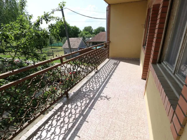 Eladó ház Vácszentlászló 200 nm