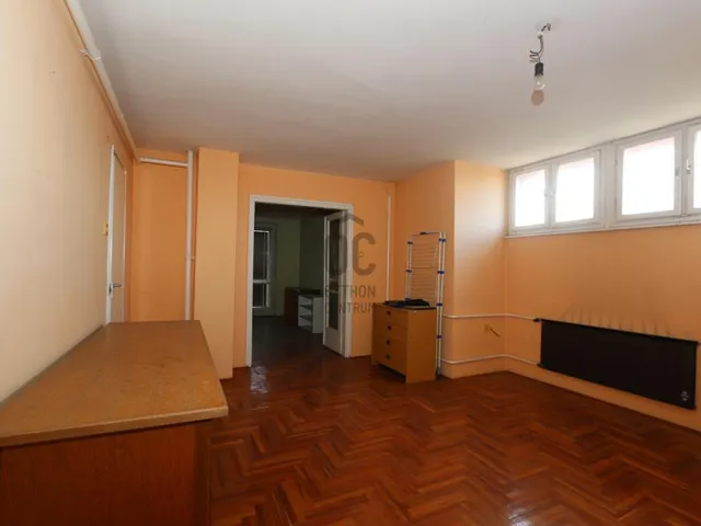 Eladó ház Vácszentlászló 200 nm