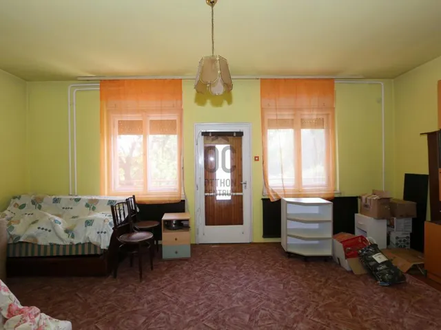 Eladó ház Vácszentlászló 200 nm