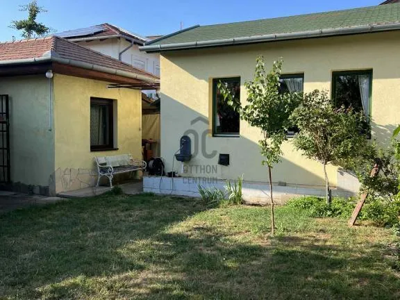 Eladó ház Budapest XVIII. kerület, Szemeretelep 108 nm