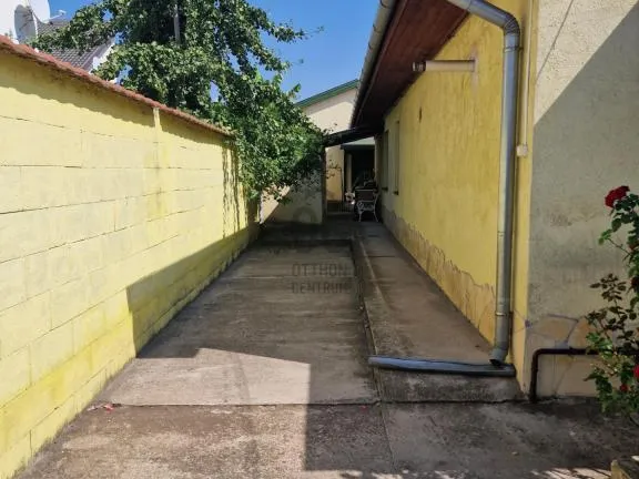 Eladó ház Budapest XVIII. kerület, Szemeretelep 108 nm