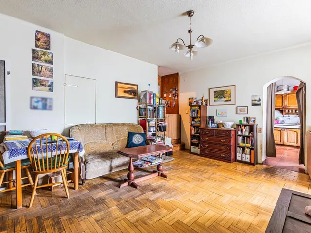 Eladó ház Budapest XVI. kerület, Rákosszentmihály 170 nm