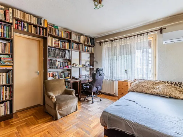 Eladó ház Budapest XVI. kerület, Rákosszentmihály 170 nm