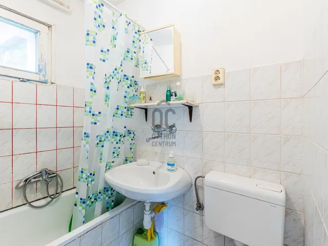 Eladó ház Budapest XVI. kerület, Rákosszentmihály 170 nm