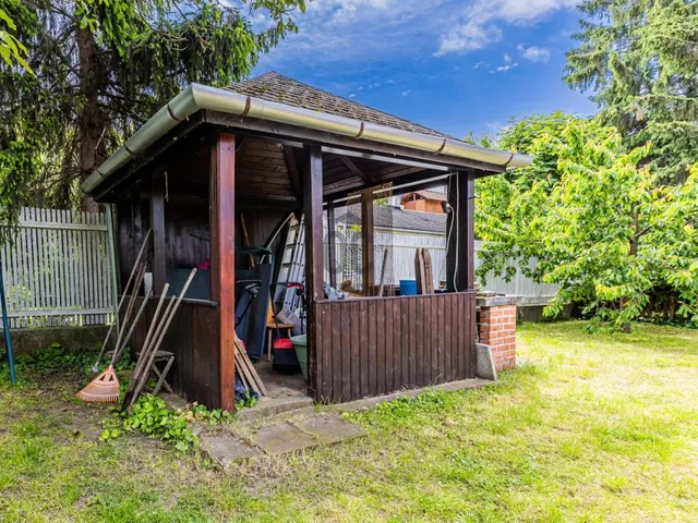 Eladó ház Budapest XVI. kerület, Rákosszentmihály 170 nm