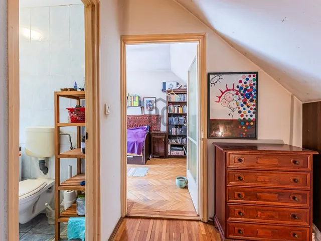 Eladó ház Budapest XVI. kerület, Rákosszentmihály 170 nm