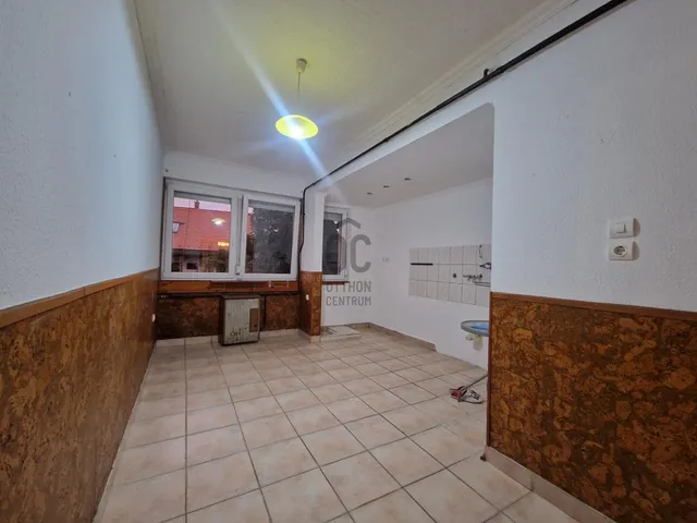 Eladó lakás Gödöllő, Fenyves 78 nm