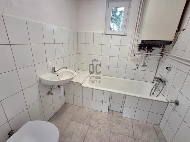 Eladó ház Szigetmonostor, Horány 95 nm