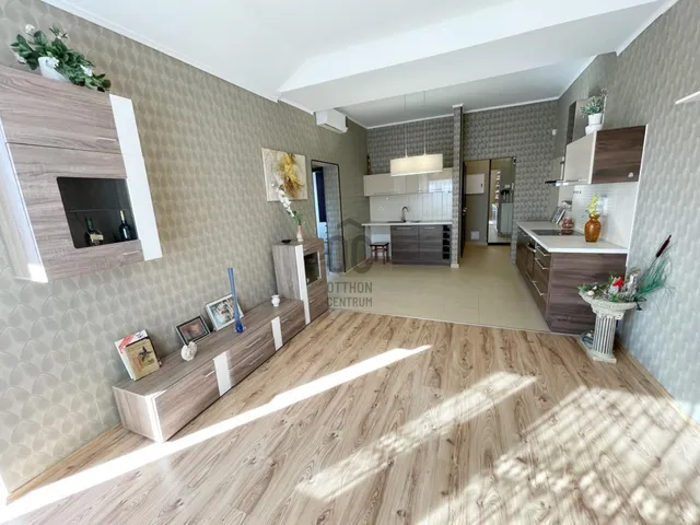 Eladó lakás Veresegyház, Ligetek 60 nm