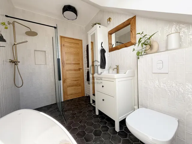 Eladó ház Vác 100 nm