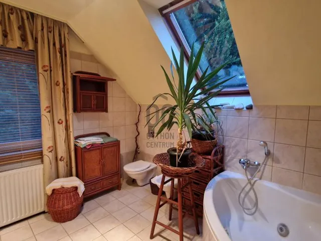 Eladó ház Zsámbék 170 nm