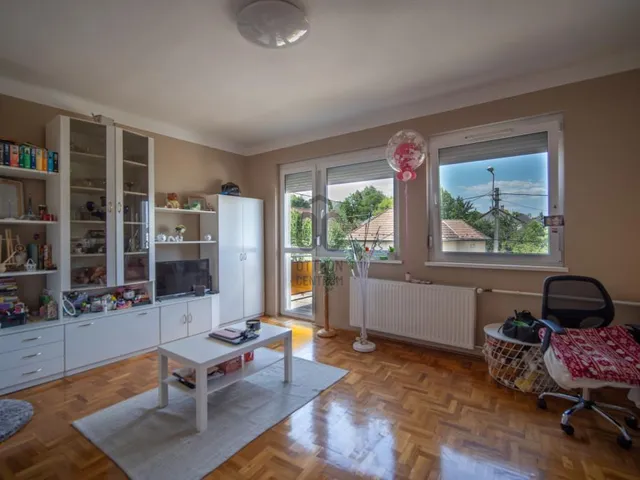 Eladó ház Budapest XVI. kerület, Rákosszentmihály 144 nm