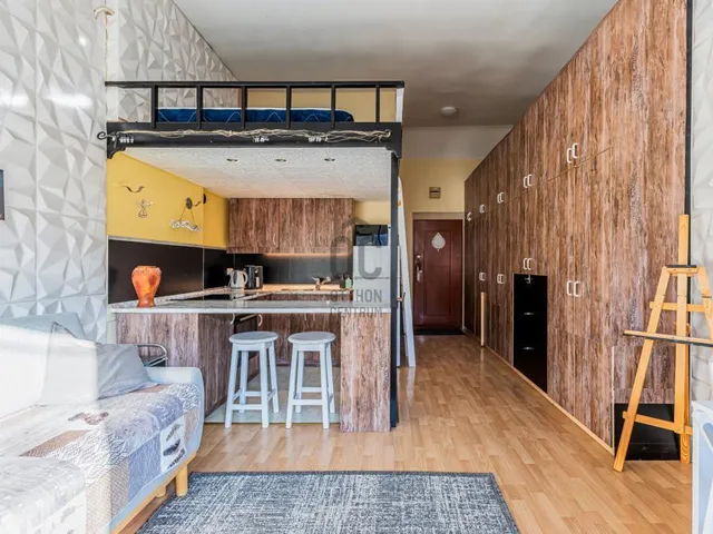 Eladó lakás Budapest XV. kerület, Rákospalota 30 nm