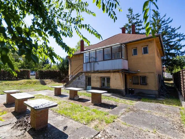 Eladó ház Dunakeszi 180 nm