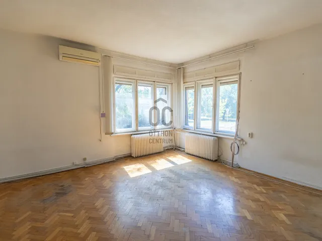 Eladó ház Dunakeszi 180 nm