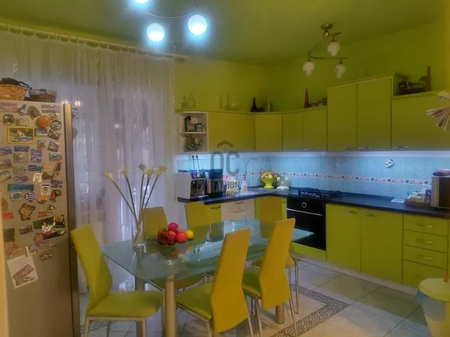 Eladó ház Taksony 127 nm