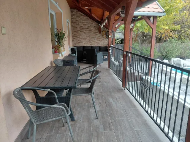 Eladó ház Taksony 127 nm