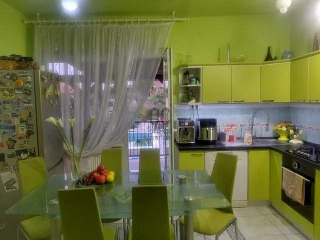 Eladó ház Taksony 127 nm