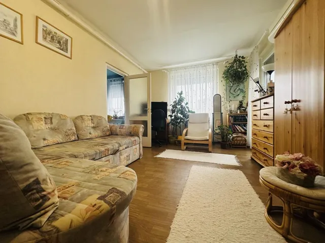 Eladó lakás Budapest IV. kerület, Káposztásmegyer 36 nm