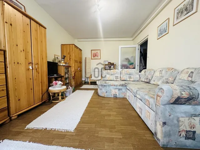 Eladó lakás Budapest IV. kerület, Káposztásmegyer 36 nm