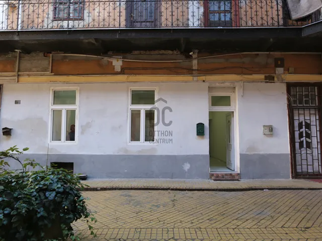 Eladó lakás Budapest VIII. kerület 55 nm