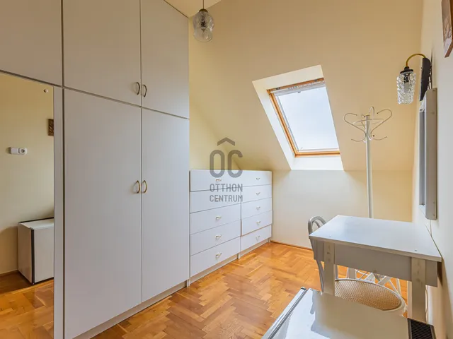 Eladó lakás Budapest XVI. kerület, Sashalom 176 nm