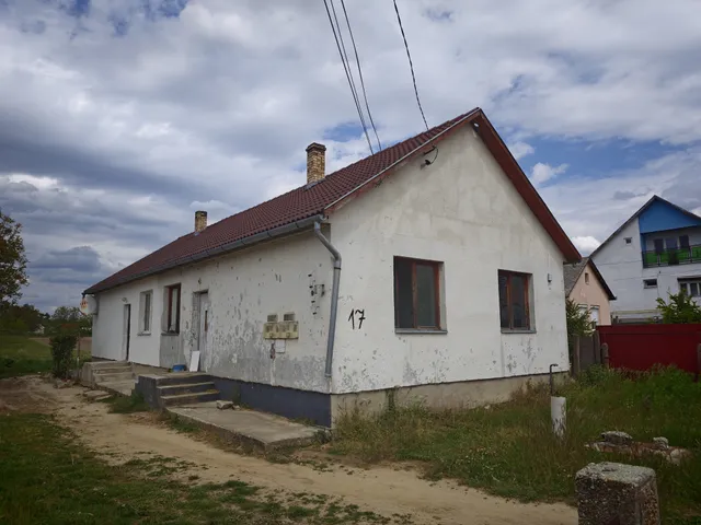 Eladó ház Vaja 100 nm