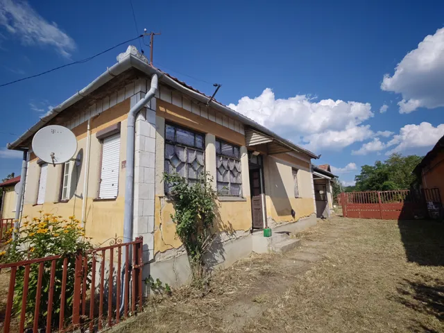 Eladó ház Nyírkarász 91 nm
