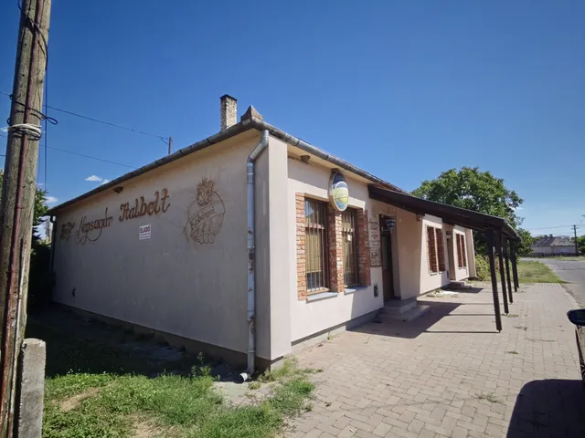Eladó ház Vaja 200 nm