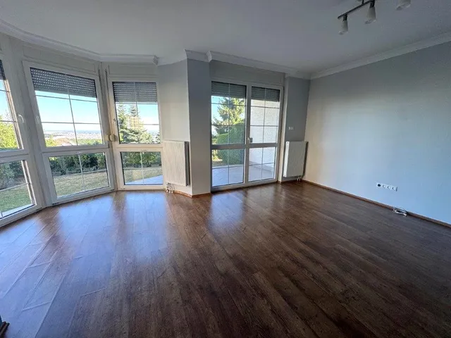 Kiadó lakás Budapest II. kerület, Pálvölgy, Szalamandra út 85 nm