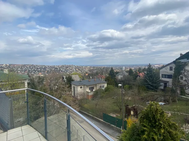 Kiadó lakás Budapest XII. kerület, Kútvölgy 115 nm