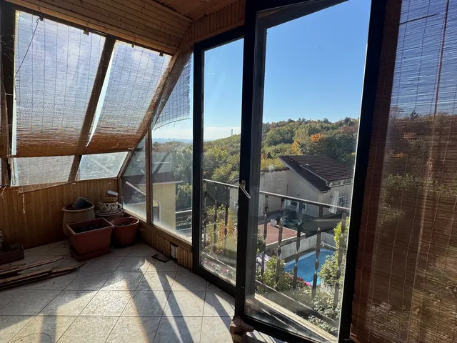 Eladó ház Budapest III. kerület, Csillaghegy 180 nm