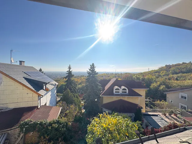 Eladó ház Budapest III. kerület, Csillaghegy 180 nm