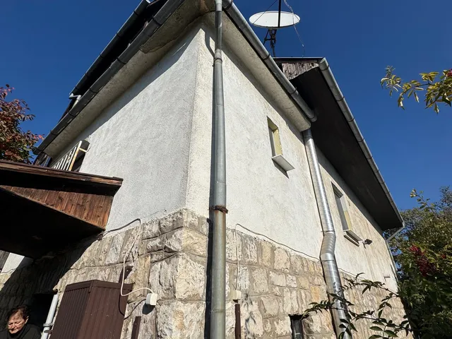 Eladó ház Budapest III. kerület, Csillaghegy 180 nm