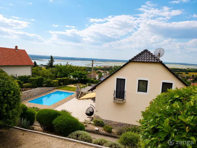 Eladó ház Velence, Bencehegy 120 nm